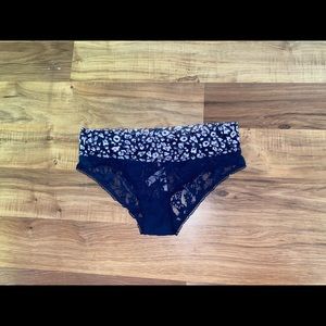 Victoria’s Secret hiphugger underwear